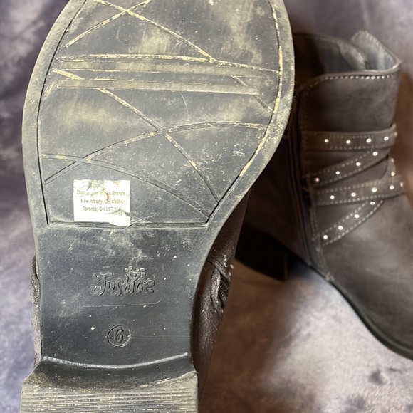 Grey Heeled Boots - Picture 3 of 3